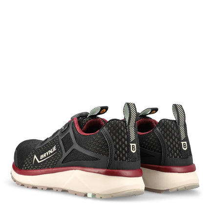 Schwarzer, atmungsaktiver Brynje 912 Aura S3L Sicherheitsschuh für Damen mit sportlichem Strickdesign und robuster Sohle.